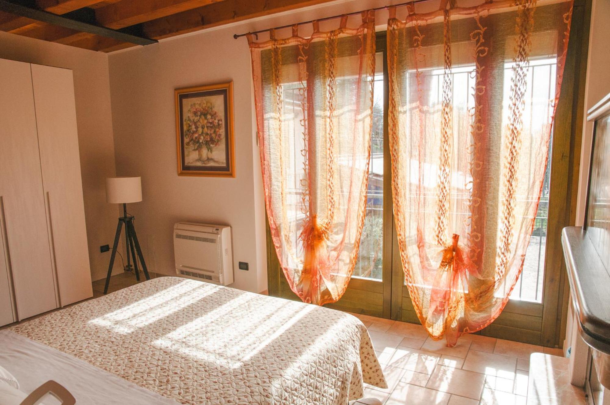 Casale Manzoni Apartment *